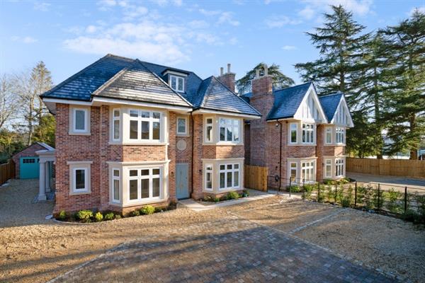 Packhorse Road, Gerrards Cross